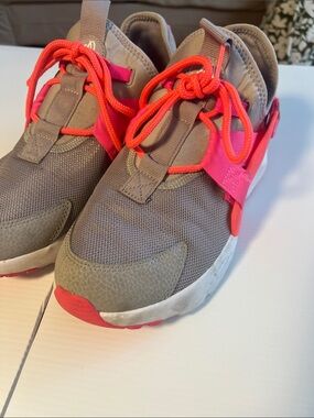 Women Nike  Athletic Sneakers - Gray with Pink Accent